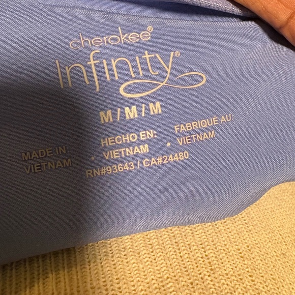 Women's Blue Scrub Set - Picture 7 of 7